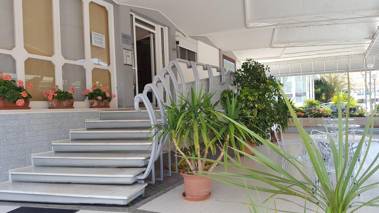 Residence Moresco Τζεσόλο Λίντο Εξωτερικό φωτογραφία