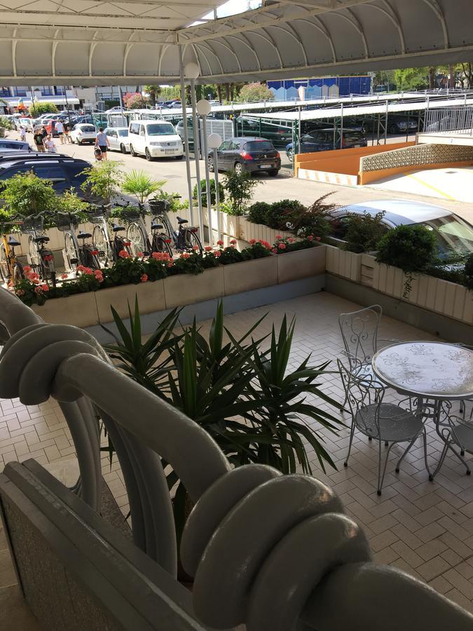 Residence Moresco Τζεσόλο Λίντο Εξωτερικό φωτογραφία